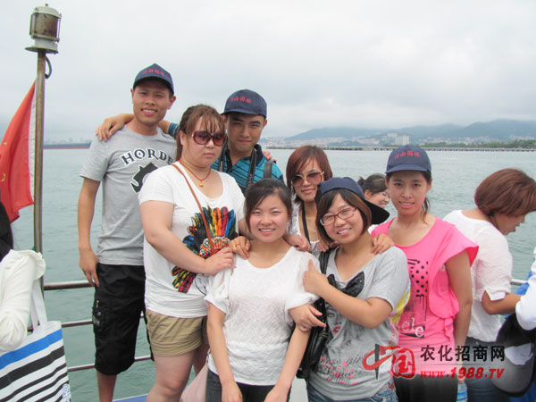 美女帥哥海上靚照