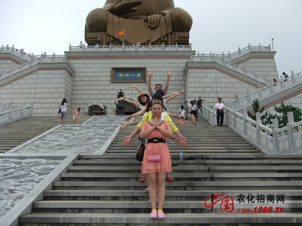 擺個(gè)千手觀音