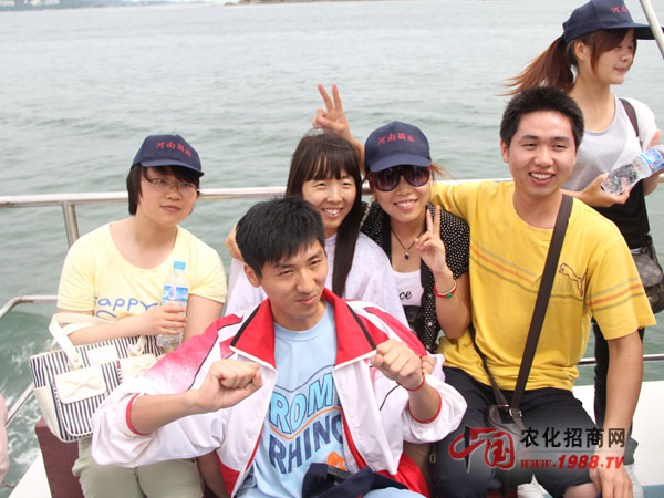 去往劉公島的船上