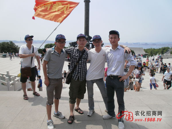 世外美景——?jiǎng)⒐珝u