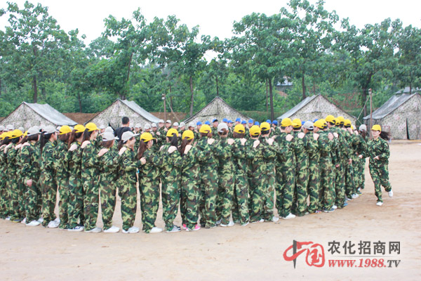 �Ҟ����������˞���