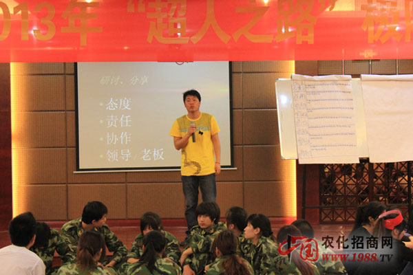 感恩領導,是他們默默為我們承受苦難