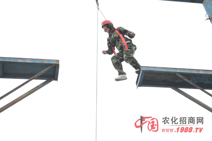 �ڶ����������҂���������˵��Ŀ�Ǹ߿Ք����@�ǂ�����(zh��n)���ҵ�һ���Ŀ��