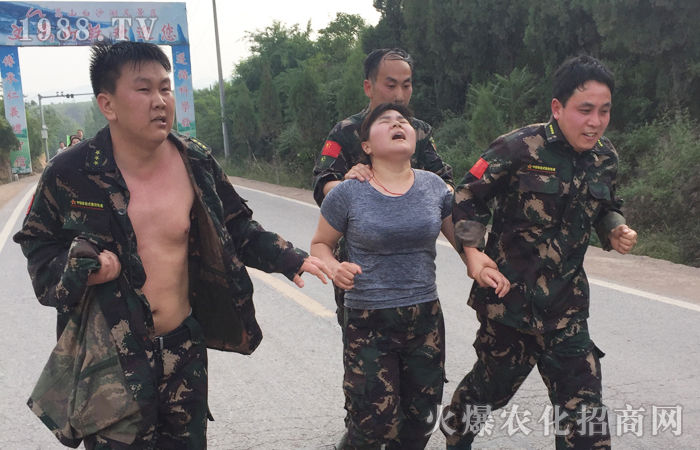 ĥ���ף������l��ͻ����������o����