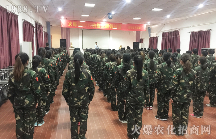 ȫ���Ը� ͻ������