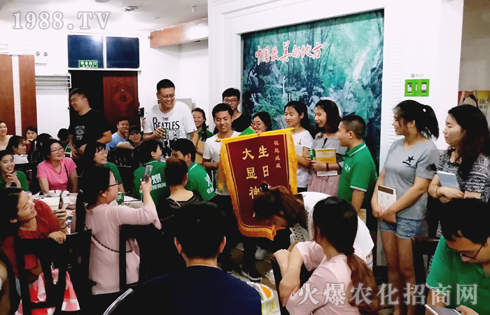 �](m��i)�б��_���L(zh��ng)��· �](m��i)�б��˸��ߵ�ɽ