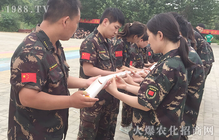 �ġ��ġ����l(f��)���҂�һ�����ƵZǰ����