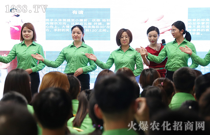 �С��Y���߱����£��o(w��)���Y���粽�y��