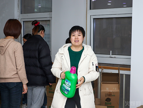 ���L(f��ng)���������ڷ��A��������Ů��(ji��)���𱬾W(w��ng)�ɰl(f��)Ů�񌣌ٶY����