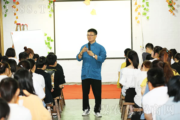 老君山之行|遠(yuǎn)赴人間驚鴻宴,一睹人間盛世顏