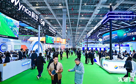 2026�Ϻ�CAC�r(n��ng)��չ�Gɫֲ�������B(t��i)ͬ����