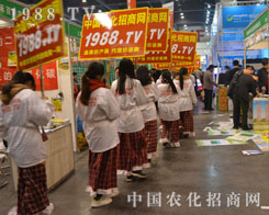 �r(n��ng)���(du��)����2015�������ݷ��ϕ�(hu��)�ϴ�Ů���