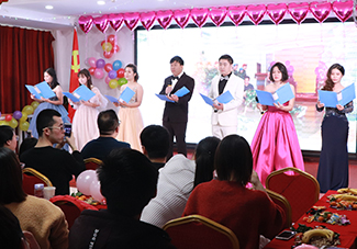 �����ǻ�������������׌ȫ��(ch��ng)��֮��(d��ng)�ݣ�