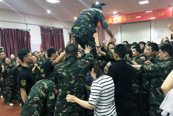 �ɹ�·�ϳ�M(m��n)�G�����F(tu��n)�Y(ji��)һ�ģ��K׌�҂�����������