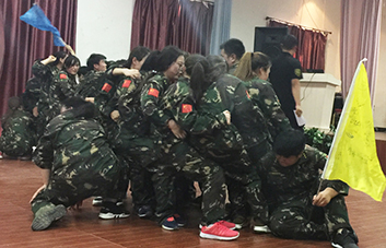 �𱬴��ͥ���Q��һ���K��