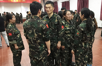 ���ڰl(f��)�F(xi��n)��߅������������߆݌�(du��)�e�˵�ٝ����