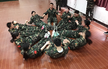 Ĭ����ϡ���Ч�f(xi��)�����Ѳ�����׃?y��u)���ܣ? />
                <p>Ĭ���������Ч�f(xi��)�����Ѳ�����׃?y��u)���ܣ?/p>
            </li>
            <li>
            	<img src=