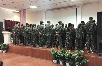 ����������һ���x�����㶼Ҫ�ٷְو�(ji��n)����