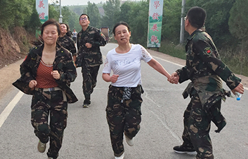 ��Փ�ǔv��߀�Ǳ������҂��](m��i)�ЁG���κ�һ��(g��)����