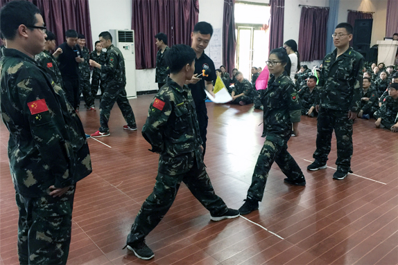 ��(ji��n)��ʯ�^��������ݔ�A�s�ڏ�ָ�g��