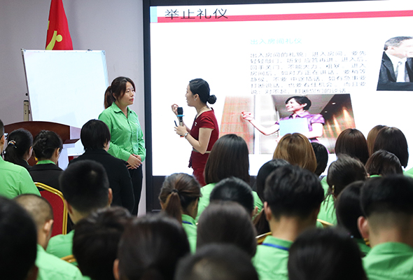 �����������ԶY���ˣ��𱬾W(w��ng)���˼�Ӗ(x��n)�̄�(w��)�Y�x��