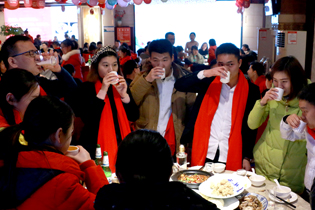 �𱬾W(w��ng)�����c���v�þ�Ӣͬ������������x����