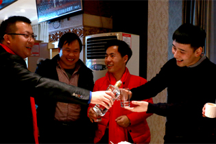 �Fˎ�W(w��ng)С����c�𱬾W(w��ng)�ο������